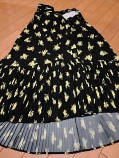SNIDEL プリーツ花柄アシメスカートのサムネイル