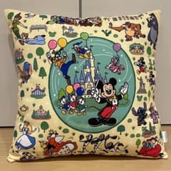 ディズニー クッション パーク 東京ディズニーリゾート限定 - メルカリ