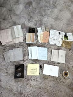 デパコス29個まとめ売り　基礎化粧品・メイクアップトライアルセットのサムネイル