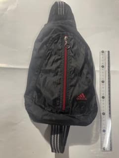 adidas EDION コラボ ボディバッグ 軽量ワンショルダーのサムネイル