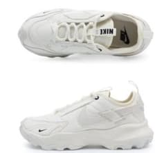 NIKE 7900 SUMMIT WHITE スニーカーのサムネイル