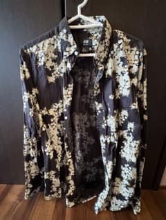 H&M 花柄 長袖シャツ ブラック Sのサムネイル