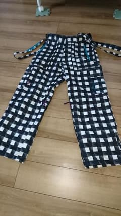 ノーミス スノーボードパンツのサムネイル