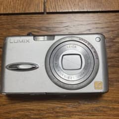 Panasonic LUMIX FX DMC-FX01-Sのサムネイル