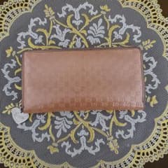 GUCCIの財布のサムネイル