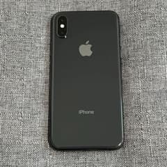 （美品） iPhone Xs スペースグレー  256GBのサムネイル