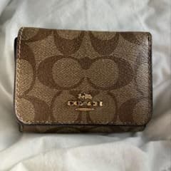 COACH モノグラム 三つ折り財布のサムネイル