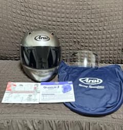 極美品 Arai QUANTUM-J フルフェイスヘルメットXL レオングレー - メルカリ