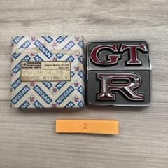 ペ*シ様 Nissan GT-R エンブレム 79855-R1100 - メルカリ