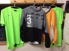 Reebokパーカー プーマtシャツ ヨネックスウインドブレイカーのサムネイル