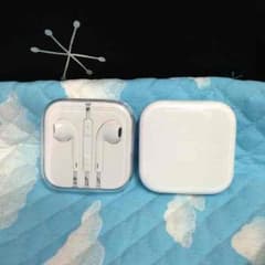 iPhone イヤホン 正規品 新品未開封 純正のサムネイル