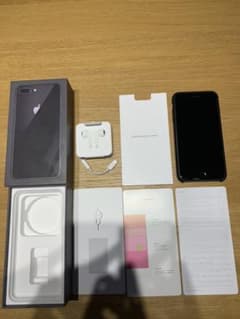 iPhone 8 Plus Space Gray 64 GB SIMフリーのサムネイル
