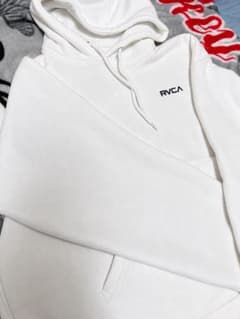 RVCA パーカー ホワイト Mサイズのサムネイル