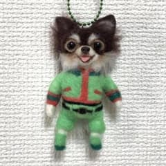 羊毛フェルト チョコタンホワイトチワワ ボールチェーン - メルカリ