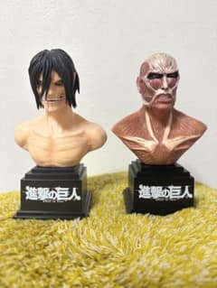 Thumbnail of 進撃の巨人 プレミアム胸像フィギュア 2体セット