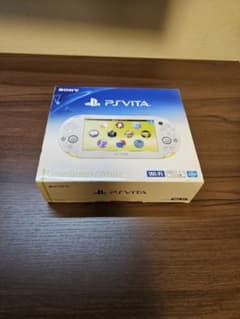 PlayStation®Vita（PCH-2000シリーズ）Wi-Fiモデル …のサムネイル