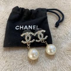 CHANEL パール ピアスのサムネイル