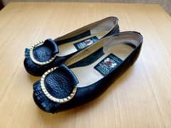 MIHAMA フラットシューズ パンプス ブラック22.5cmのサムネイル