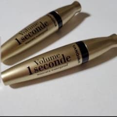 YANQINA volume 1 seconde ボリュームマスカラのサムネイル