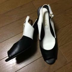 ★パンプス②★   パンプス①と両方合わせて1900円のサムネイル