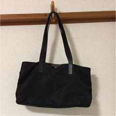 PRADA ブラックバックのサムネイル