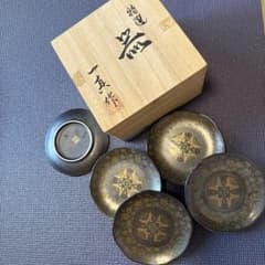 有田焼 小皿５枚セット 青色 金色⭐︎のサムネイル