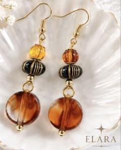 べっ甲風×アンティークゴールド　揺れる大人かわいいピアス／シックな秋アクセサリーのサムネイル