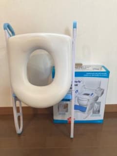 ステップ付き補助便座　ふかふかトイレトレーナーのサムネイル