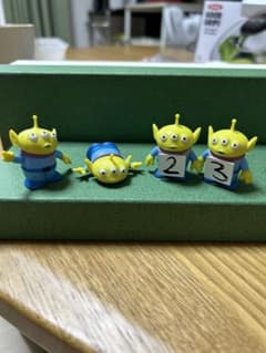 リトルグリーンメン　4体セットのサムネイル