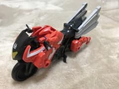 仮面ライダーギーツ　リボルブチェンジ　ブーストライカーのサムネイル