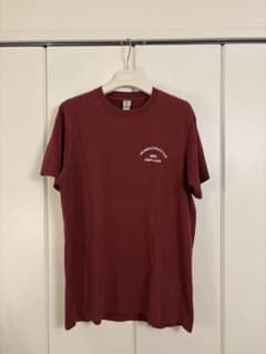 Sporty&Rich Tシャツ