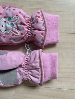 子供用スキーグローブ ピンク ウサギ刺繍のサムネイル