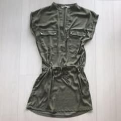 ZARA サテン調 ワンピース カーキのサムネイル