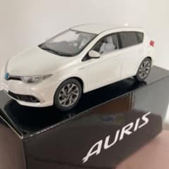 AURIS オーリス　ホワイトパールクリスタルシャインのサムネイル