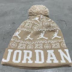JORDAN ニット帽 ビーニー ポンポン付き ベージュのサムネイル