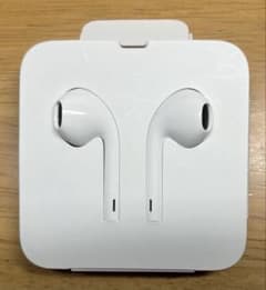 【Apple】純正品　有線イヤホン　新品　未使用のサムネイル