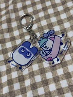 ますくっち　アクリルキーホルダー たまごっちふぁくとりーのサムネイル