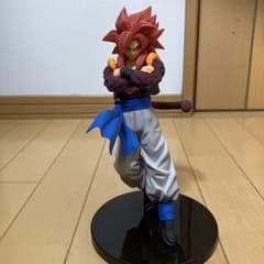 ドラゴンボール 悟空 フィギュア 尻尾付き 約20cmのサムネイル