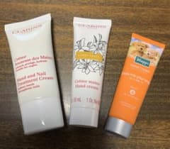 【未使用】CLARINS 2種 & Kneipp ハンドクリーム 3点セットのサムネイル