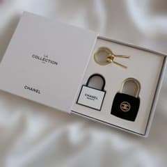 CHANEL LA COLLECTION ノベルティ チャームセット 南京錠 - メルカリ