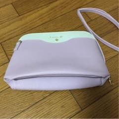 ショルダーバッグのサムネイル