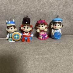 Fujiya Peko-chan mini-mini PUPPET Earth Travel Figurine Doll