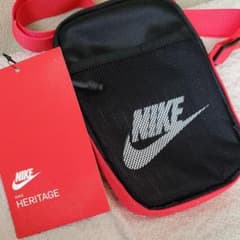 新品未使用　タグ付きのサムネイル