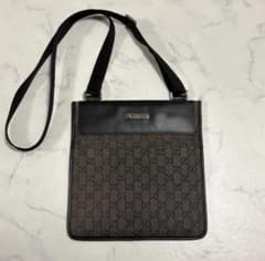 GUCCI グッチ GGキャンバス ショルダーバッグ レザーブラック SWAG