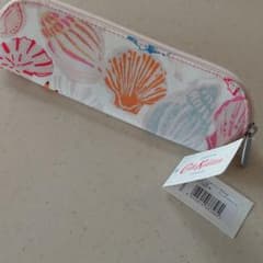 美品 ペンシルケース ・メイクポーチのサムネイル
