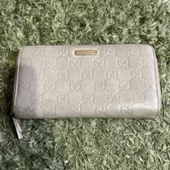 GUCCI財布のサムネイル