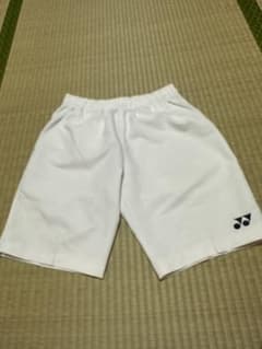 YONEXテニスウェア ハーフパンツ ホワイトS【美品お見逃しなく！】のサムネイル