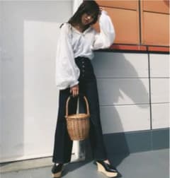 moussyトップスのサムネイル