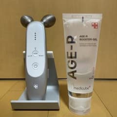 medicube AGE-R 家庭用美顔器のサムネイル
