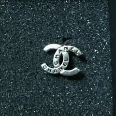 CHANEL　シルバーピアス　片耳用のサムネイル